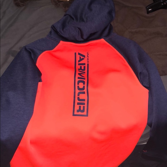 Under Armor Hooded Zipper Sweatshirt - Picture 3 of 3